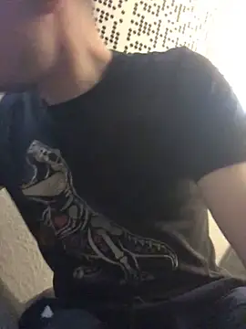 Spielzeugtwink online show from 06/07/26, 12:10
