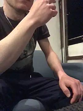 Spielzeugtwink online show from 05/10/26, 10:00