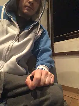 Spielzeugtwink online show from 04/14/26, 09:53