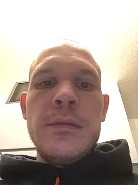 Spielzeugtwink online show from 11/27/25, 10:32