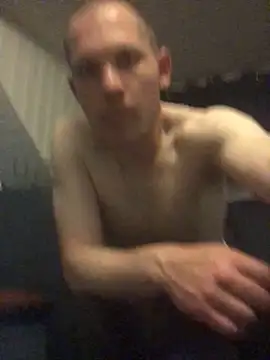 Spielzeugtwink online show from 05/27/26, 09:22