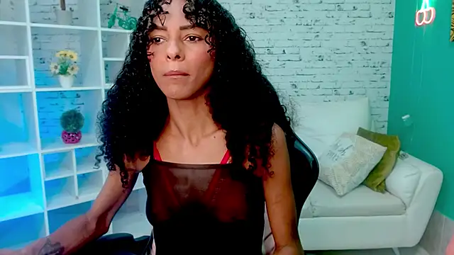 becky lynch 102 online show from 01/07/26, 05:40