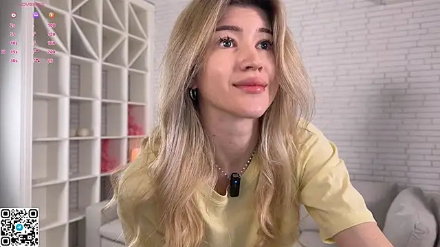 KissYourTessa online show from 06/04/26, 02:27