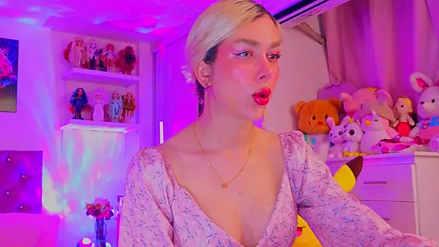 MadamBarbiee online show from 03/04/26, 10:39