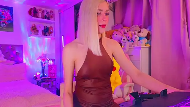 Snapshot of MadamBarbiee chatting on 02/01/26, 01:37 MadamBarbiee online show from 02/01/26, 01:37