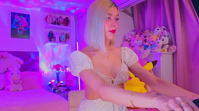 MadamBarbiee online show from 03/25/26, 01:17