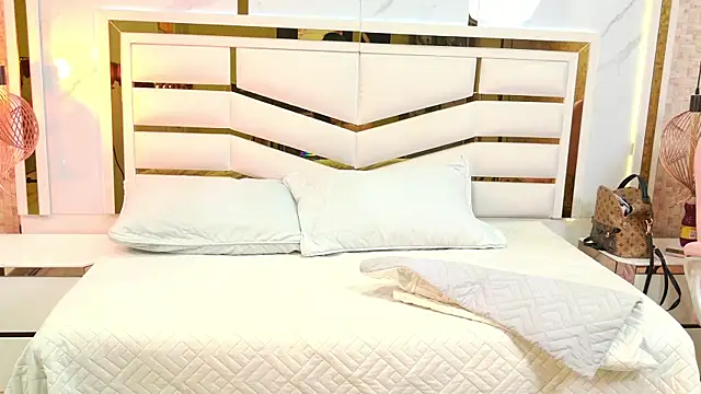 luciana agudelo online show from 11/29/25, 07:14