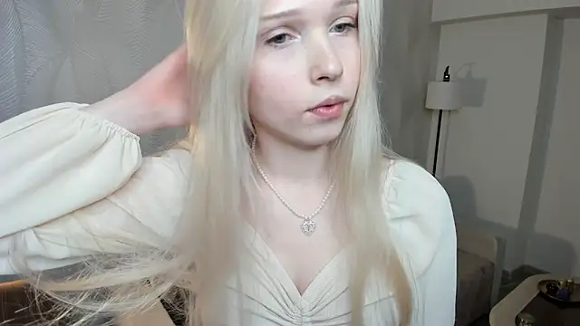 CherrylHolme online show from 11/26/25, 08:20