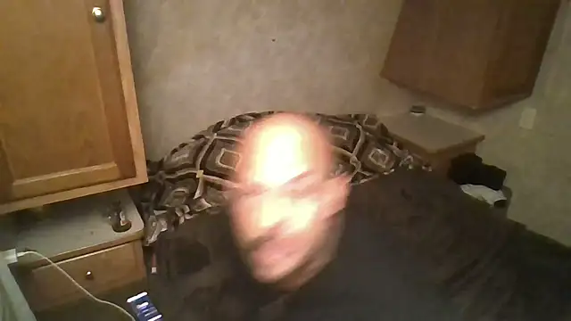 BigriskDaddy92 online show from 11/25/25, 02:28