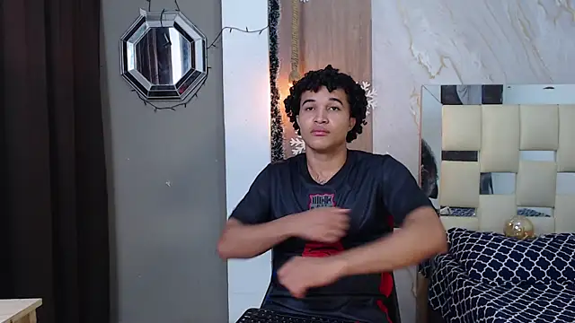 sweett love  online show from 01/13/26, 05:22