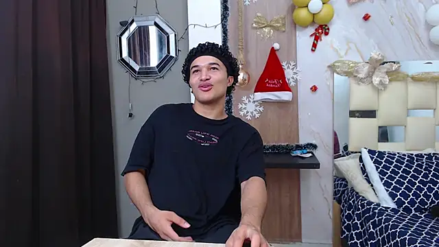 sweett love  online show from 12/05/25, 03:27