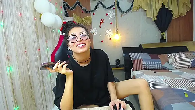 sweett love  online show from 12/01/25, 05:19