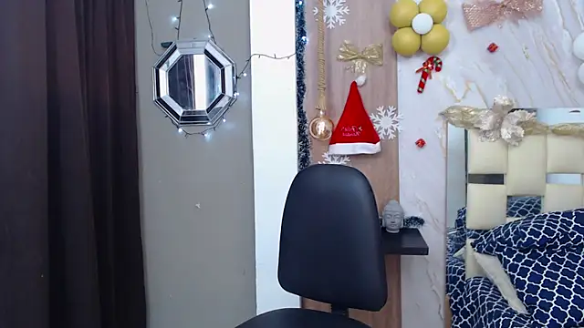 sweett love  online show from 11/29/25, 03:17