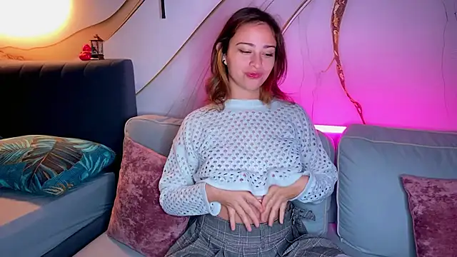 princess of attention online show from 12/17/25, 05:29