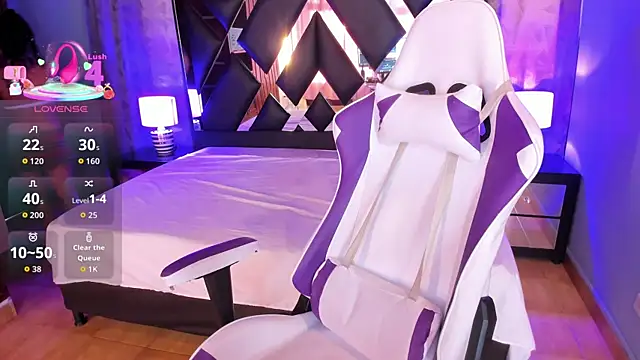 Kittyy Bigboobs online show from 11/19/25, 07:14