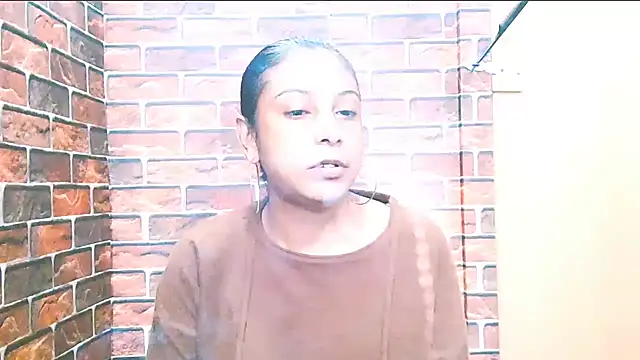 Snapshot of indian_spice_girl chatting on 05/13/26, 07:15 indian spice girl online show from 05/13/26, 07:15