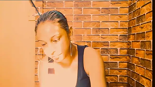 Snapshot of indian_spice_girl chatting on 06/01/26, 07:19 indian spice girl online show from 06/01/26, 07:19