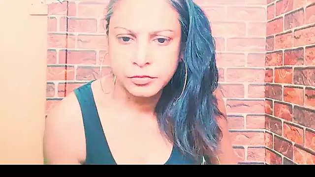 Snapshot of indian_spice_girl chatting on 07/03/26, 08:10 indian spice girl online show from 07/03/26, 08:10