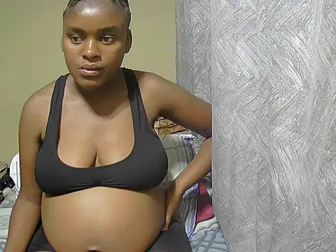 PregiiCaramellxx online show from 11/20/25, 05:02