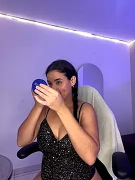 Aria Kitty online show from 12/18/25, 07:29