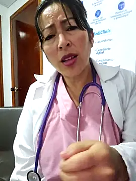 JustSamantha  online show from 04/06/26, 11:11