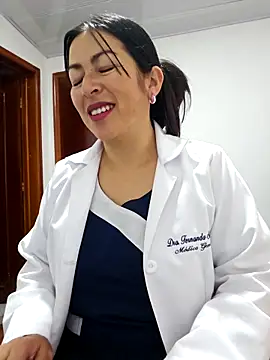 JustSamantha  online show from 12/21/25, 11:34