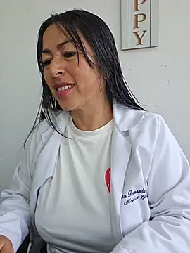 Snapshot of JustSamantha_ chatting on 05/30/26, 01:17 JustSamantha online show from 05/30/26, 01:17