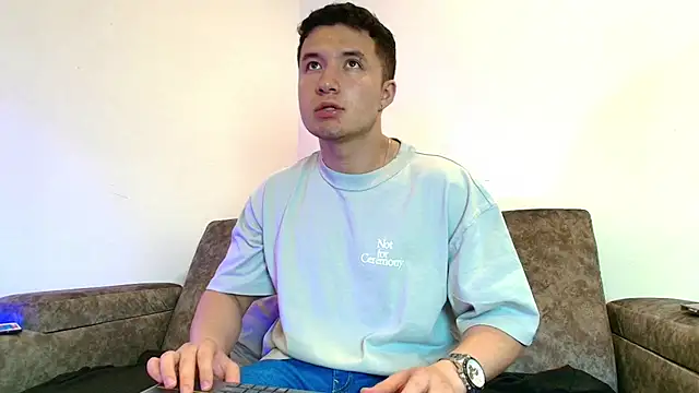 Ethan-Connor online show from 12/05/25, 07:45