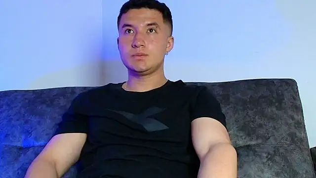 Ethan-Connor online show from 11/25/25, 08:20