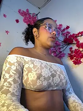 chleo rosse online show from 04/21/26, 04:08