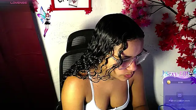 Snapshot of chleo_rosse chatting on 07/14/26, 10:05 chleo rosse online show from 07/14/26, 10:05