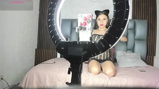 alisson  garcia online show from 01/17/26, 03:15