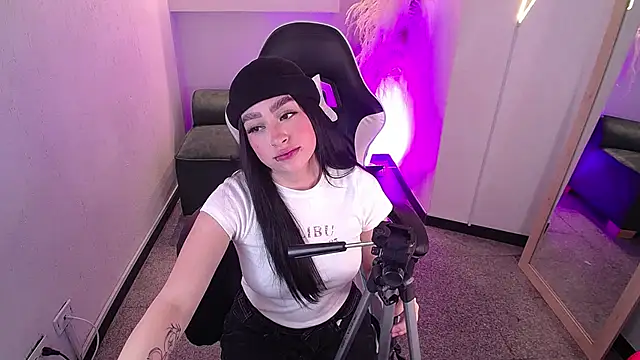 vallolett online show from 02/05/26, 08:48