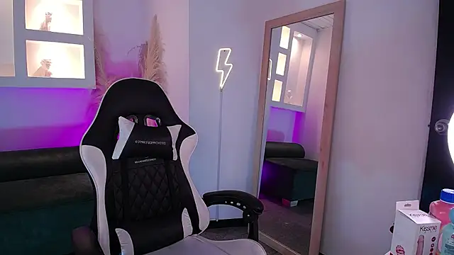 vallolett online show from 03/25/26, 11:25