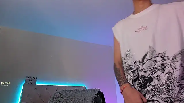 Snapshot of stanandrose_ chatting on 03/18/26, 05:43 stanandrose online show from 03/18/26, 05:43