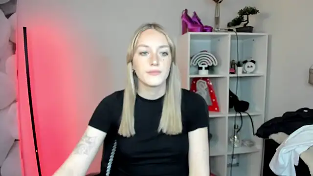 EvelynBlond online show from 02/03/26, 01:27