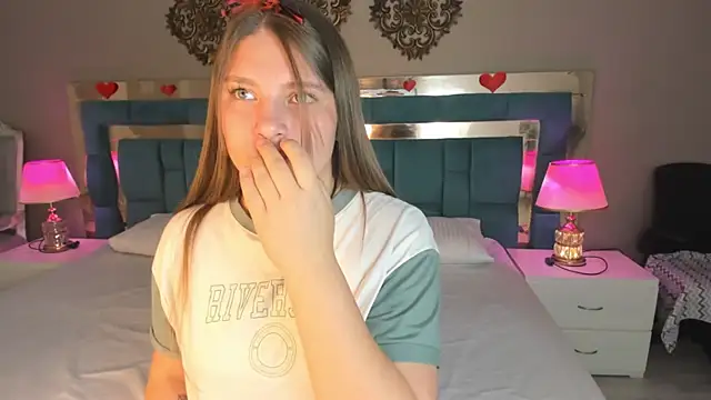 LiiaVelvet online show from 04/02/26, 03:46