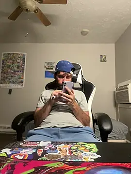 Snapshot of strippingmale1 chatting on 07/03/26, 03:02 strippingmale1 online show from 07/03/26, 03:02