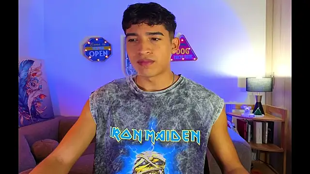 Snapshot of ken_blakerr chatting on 02/05/26, 07:37 ken blakerr online show from 02/05/26, 07:37