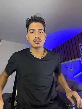 Snapshot of ken_blakerr chatting on 11/29/25, 04:51 ken blakerr online show from 11/29/25, 04:51