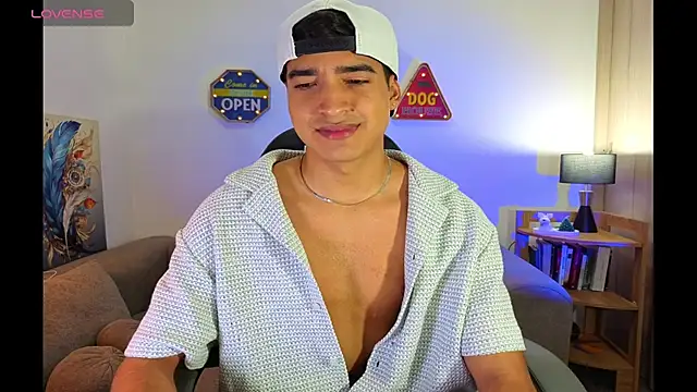 Snapshot of ken_blakerr chatting on 03/31/26, 04:03 ken blakerr online show from 03/31/26, 04:03