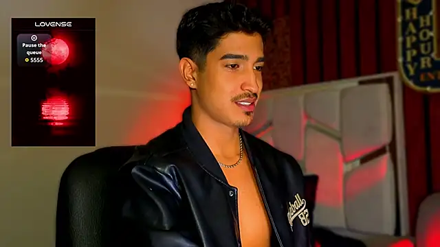 Snapshot of ken_blakerr chatting on 12/05/25, 08:06 ken blakerr online show from 12/05/25, 08:06