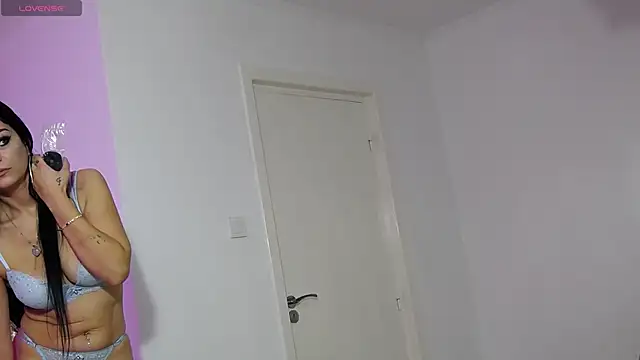 LisaTown online show from 11/20/25, 06:08