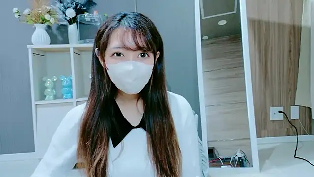 Nami-jpn online show from 12/05/25, 09:52