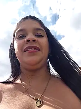 Layla-daring online show from 04/12/26, 08:01