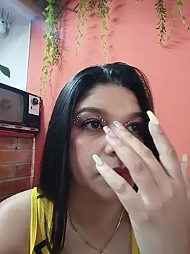 Snapshot of Layla-daring chatting on 02/14/26, 07:47 Layla-daring online show from 02/14/26, 07:47