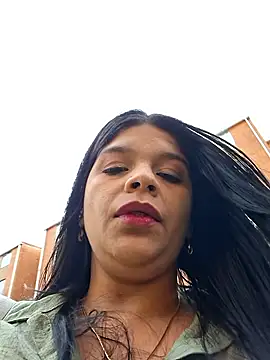 Layla-daring online show from 12/04/25, 07:24