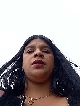 Layla-daring online show from 03/28/26, 07:48