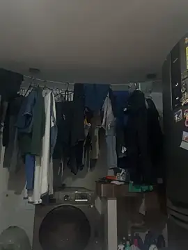 Snapshot of Little__Danni1 chatting on 02/05/26, 12:28 Little Danni1 online show from 02/05/26, 12:28