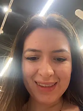 Snapshot of Little__Danni1 chatting on 02/08/26, 08:06 Little Danni1 online show from 02/08/26, 08:06